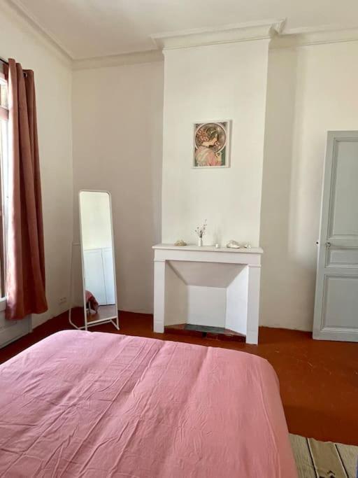 Le Montmorency 41 Authentique Et Cosy Centre Historique Proximite Parking Gratuit Сет Екстериор снимка